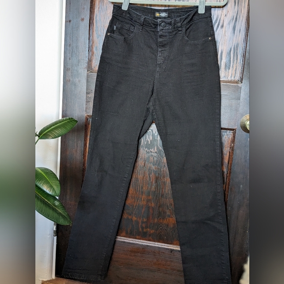 Lee Jeans | Women's High Rise Straight Leg Jeans - Picture 2 of 4